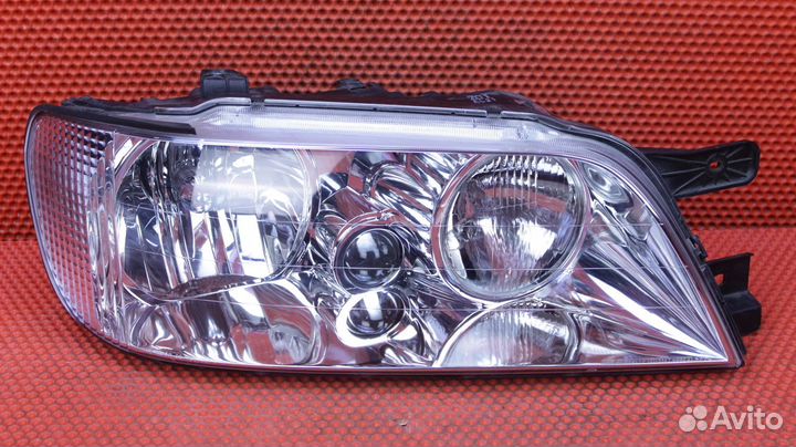 Фара правая Hyundai Equus 92102-3B020