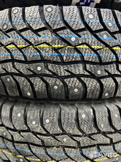 Viatti Bosco Nordico V-523 215/65 R16 98