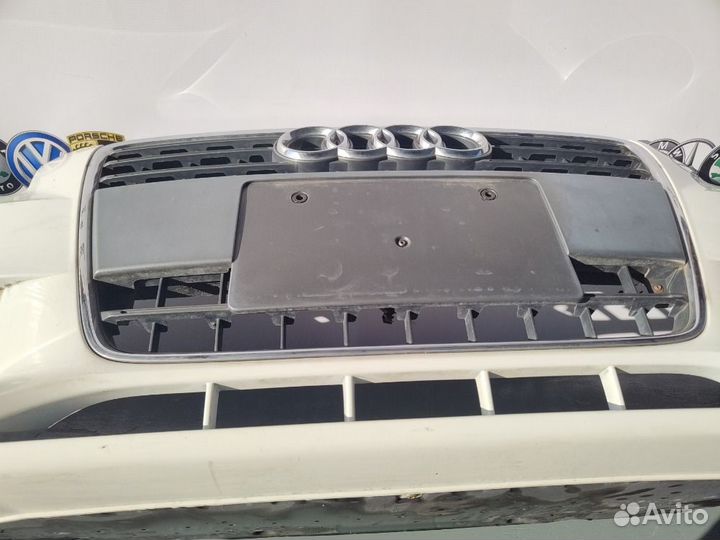 Бампер передний Audi A4 B8 1.8 CDH 2009