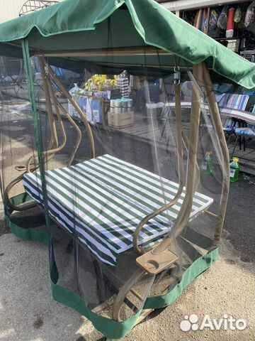 Садовая качеля - кровать