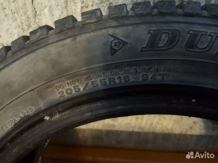 Dunlop SP Winter Ice 01 205/55 R16 94T