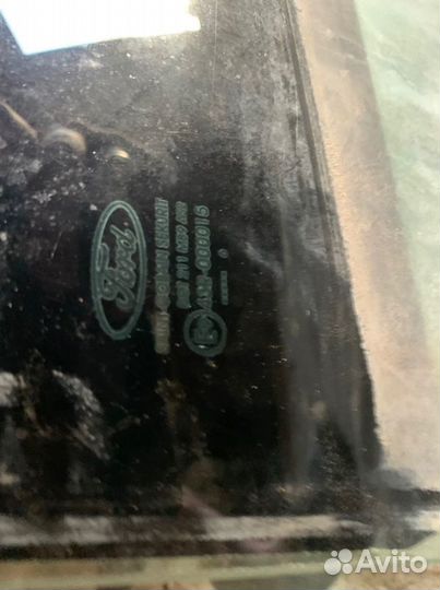 Стекло заднее левое Ford Focus седан 1.6 hwda 100