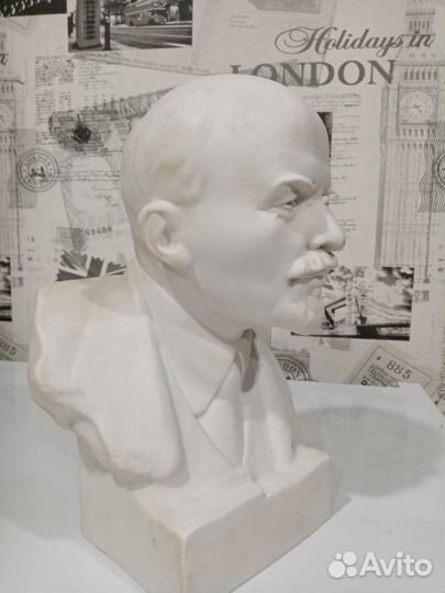 Бюст Ленина