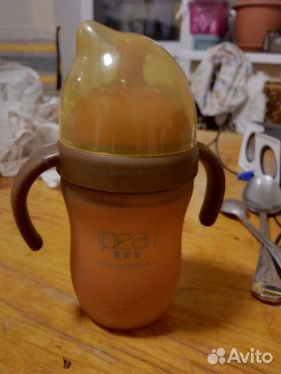 Силиконовая бутылочка антиколиковая