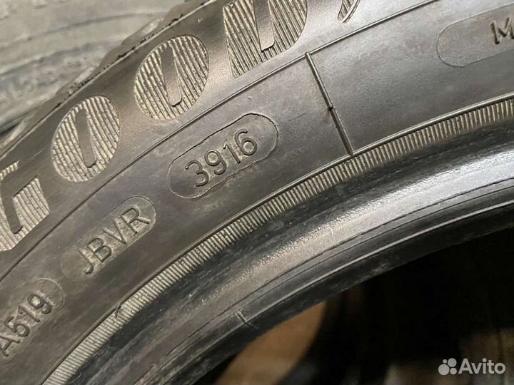 Goodyear Ultragrip Ice Arctic 195/55 R16