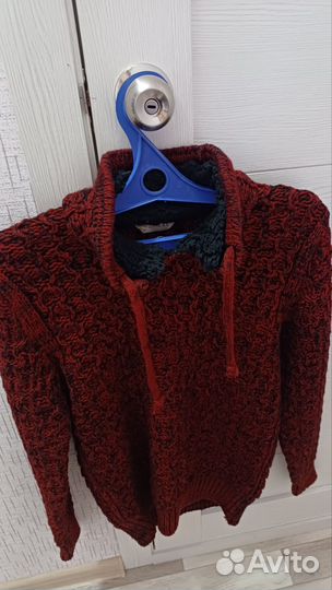 Свитер шерстяной мужской с горлом