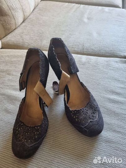 Туфли женские на шпильке