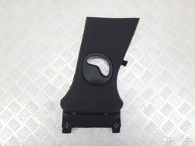 J8A224396B Обшивка стойки центральной правой Land