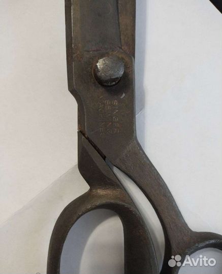 Старинные портновские ножницы фирмы singer