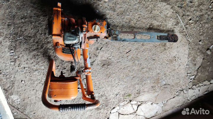 Бензопила Дружба-4М 2 шт на запчасти