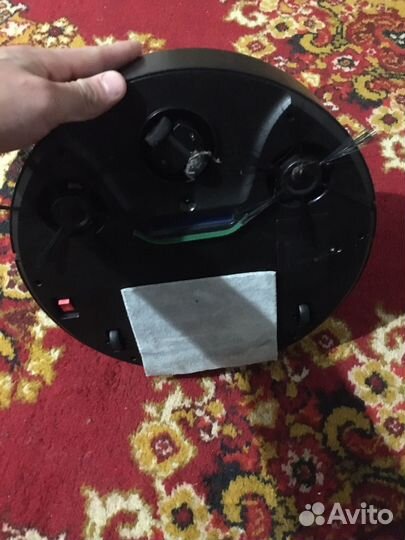 Робот пылесос