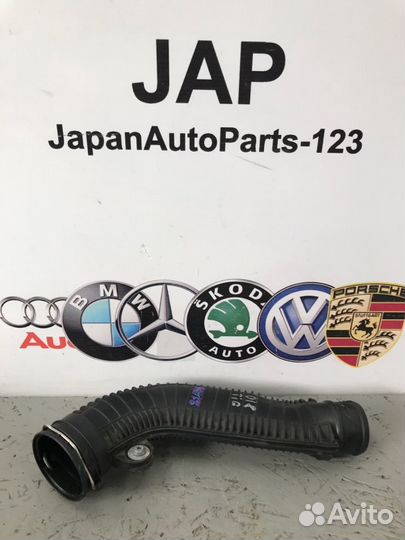 Патрубок интеркулера Volkswagen Tiguan 5N cawa