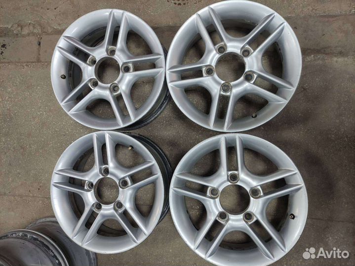 Диски r16 на Ниву