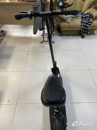 Электросамокат KugooKirin M2+