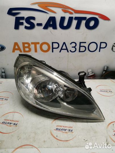 Фара галогеновая передняя правая Volvo V60 2.0