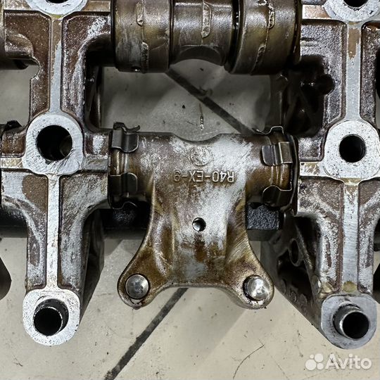 Распредвалы в сборе с постелью и шестернями фаз Ho