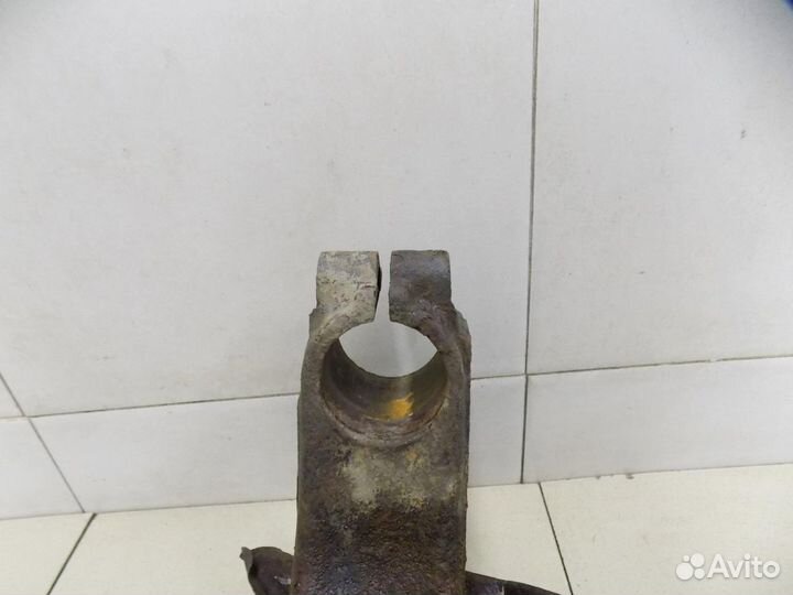 Кулак поворотный передний правый Polo (Sed RUS) 20