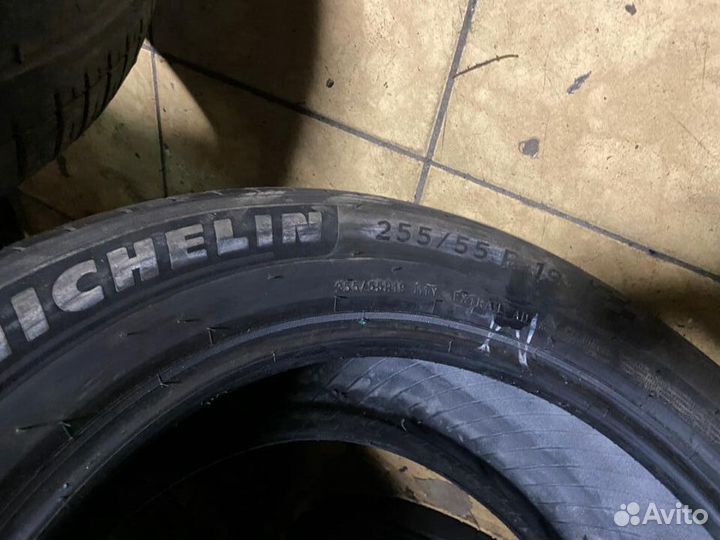 Michelin Pilot Sport 4 255/55 R19