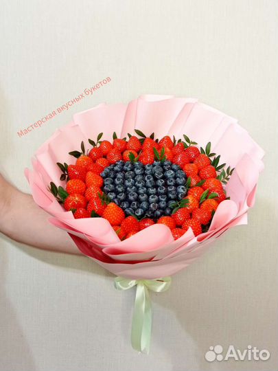 Ягодный букет сердце