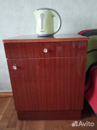 Тумба прикроватная массив дуба