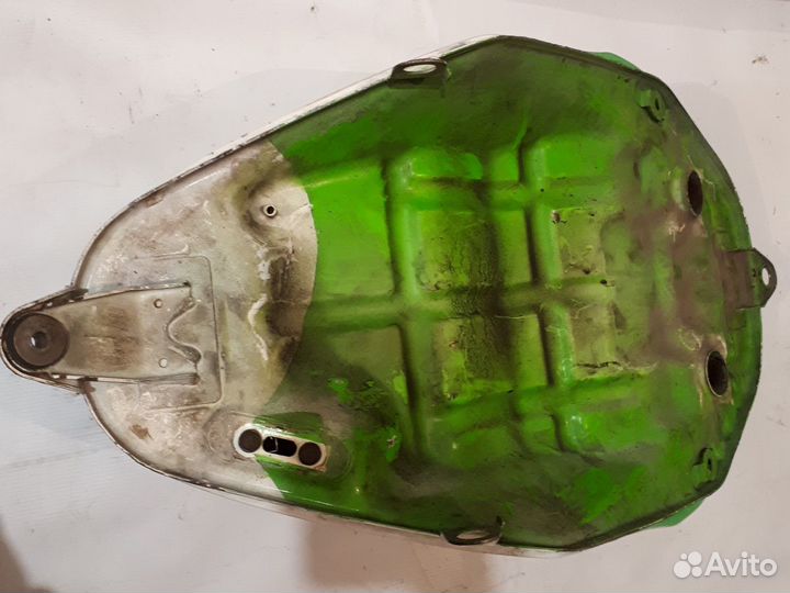 Бак бензобак Kawasaki ZXR 250 ninja