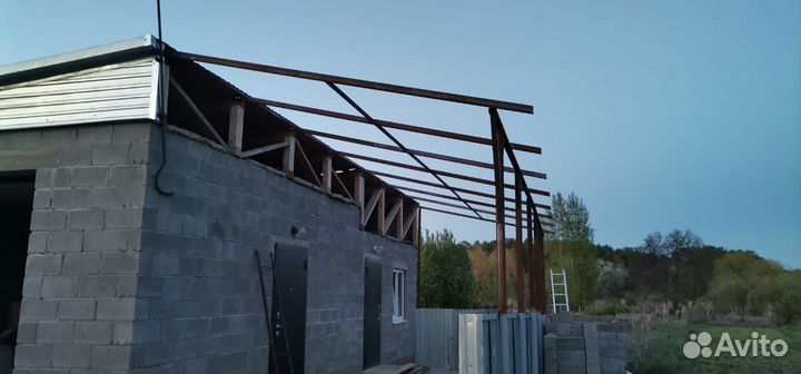 Бригада строителей