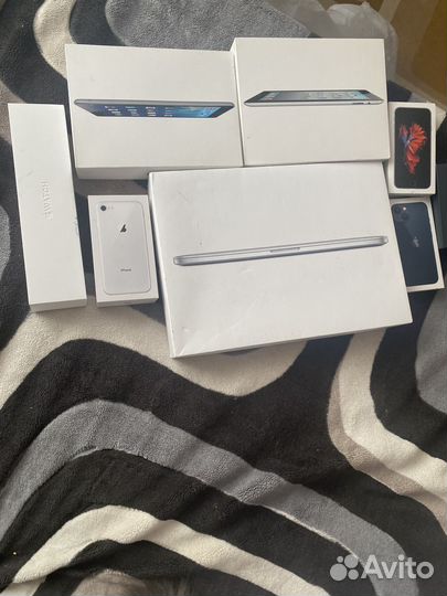Коробки от устройств apple