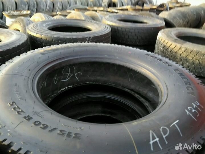 Грузовая шина б/у Michelin 315 60 R22.5 Арт 1314