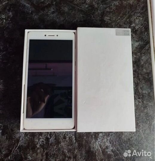 Xiaomi Redmi 4X, 3/32 ГБ