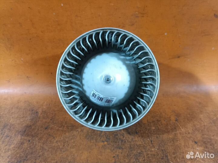 Моторчик печки Honda Stepwgn RK1