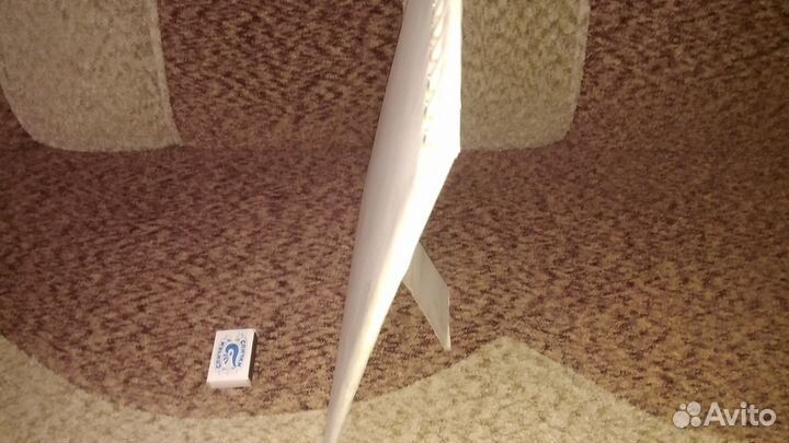 Подставка под ювелирные изделия или значки,монеты