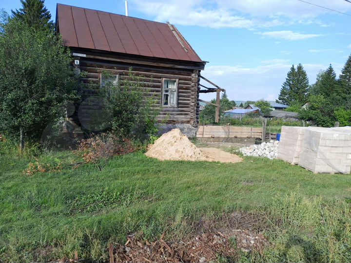 Дом 27 м² на участке 13 сот.