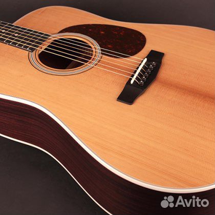 Гитара электроакустическая