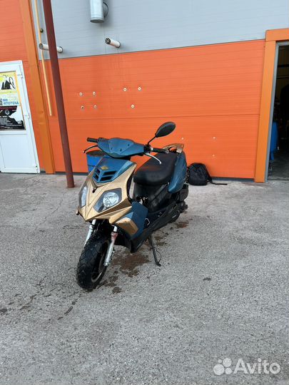 Скутер Rapira Jet