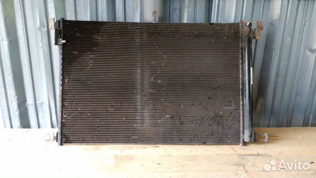 Радиатор кондиционера Audi Q7