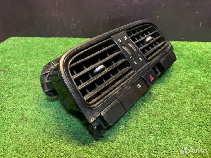 Дефлектор воздушный Volkswagen Polo седан cwvb