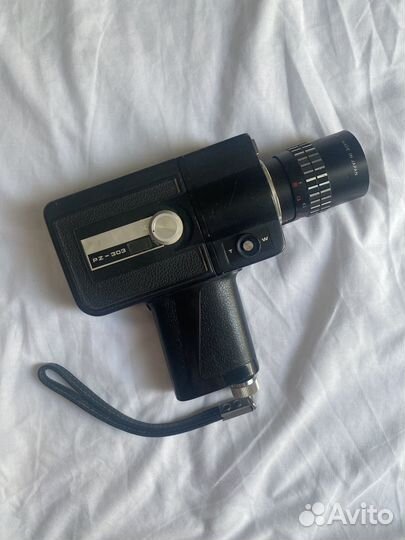 Винтажная видеокамера Raynox PZ-303