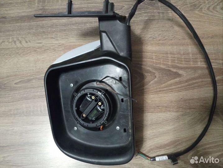 Зеркало правое на Патриот