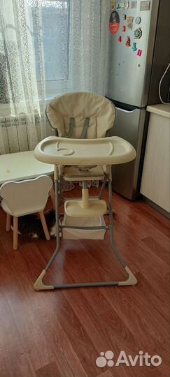 Стульчик для кормления