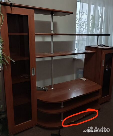 Тумба под телевизор