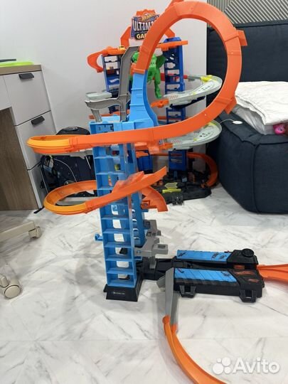 Hot wheels трек