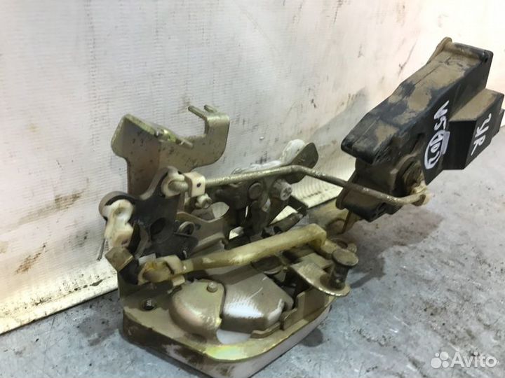 Замок двери задний правый Faw V5 LFP73ACC5D5B28733