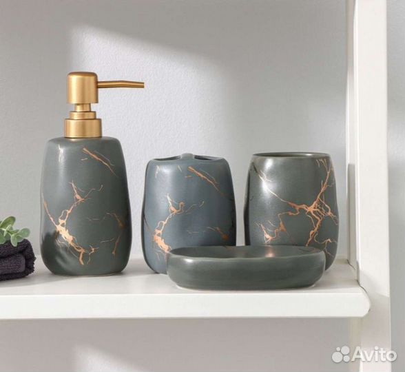 Набор аксессуаров для ванной комнаты в ассортимент