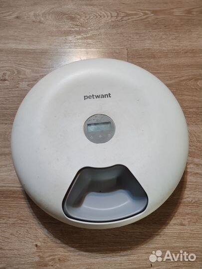 Автокормушка для кошек Petwant