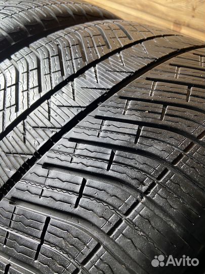 Michelin Pilot Alpin 5 SUV 275/40 R21 и 305/35 R21 V