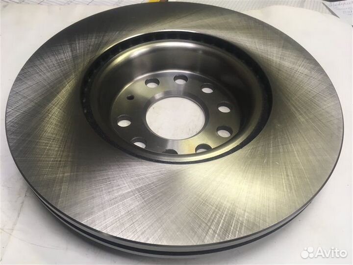 Диск тормозной передний вентилируемый Volkswagen