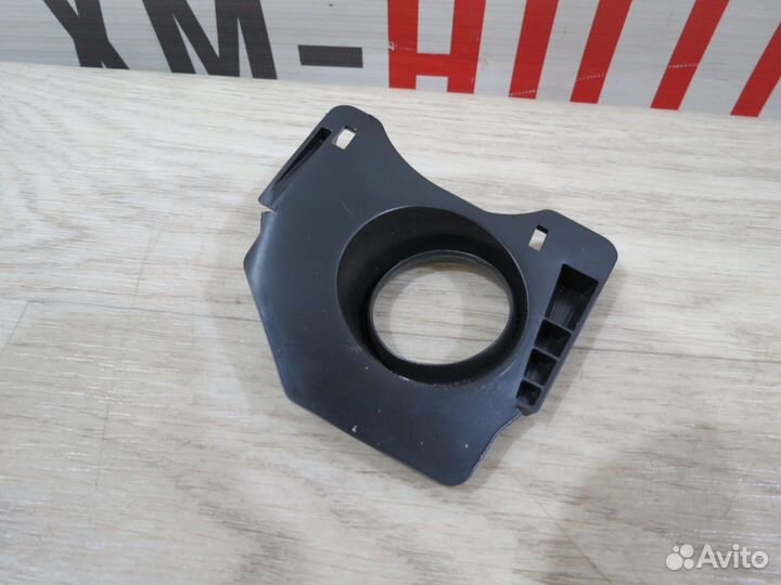 Накладка замка зажигания Volkswagen Tiguan