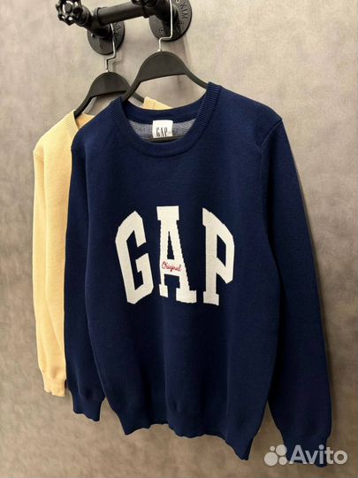 Теплый свитер Gap