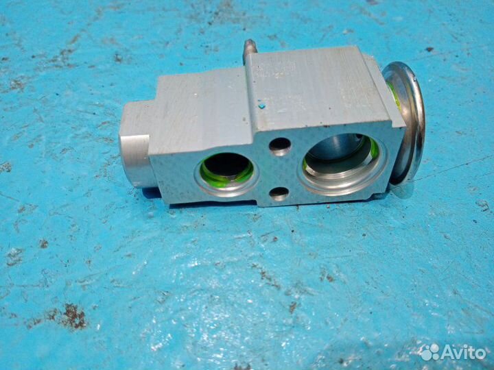 Клапан кондиционера Land Rover Range Rover Evoque