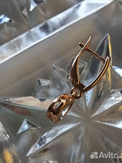 Серьги под золото